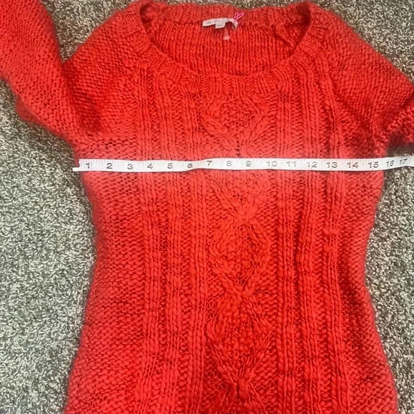 GAP SWEATER ORANGE CABLE KNIT CREW NECK LONG SLEEVE SOFT COZY  SIZE SMALL - Picture 6 of 9